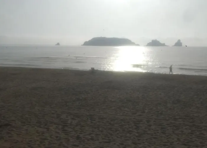 A Cote De La Mer L'Estartit